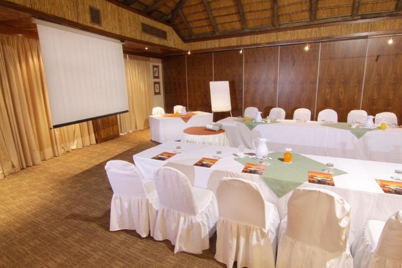 Cresta Mowana Safari Lodge Kasane Dış mekan fotoğraf